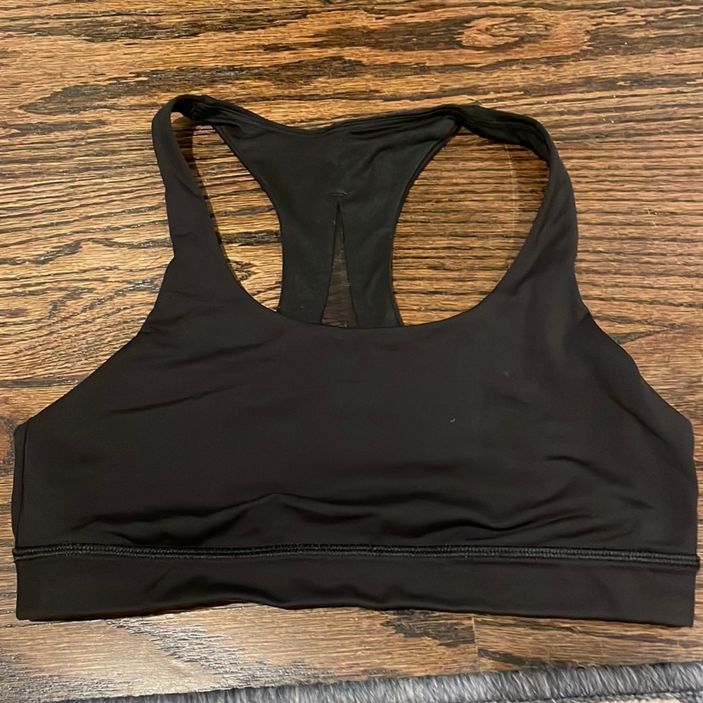 Lululemon Invigorate bra size 6 black